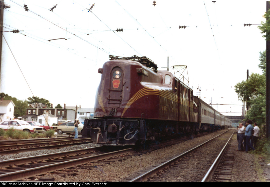 NJT GG1 #4877 - New Jersey Transit